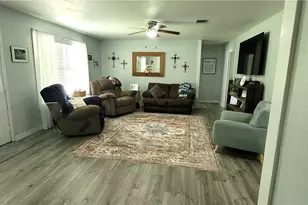 324 Wooldridge Rd, Seadrift, TX 77983 - Photo 19
