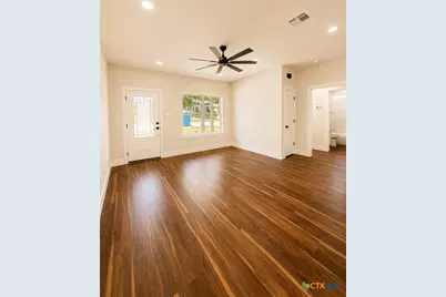407 E Lamar Avenue, Temple, TX 76501 - Photo 11
