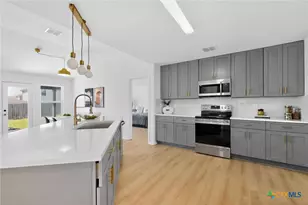7306 Concerto Dr, San Antonio, TX 78266 - Photo 11