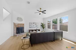 7306 Concerto Dr, San Antonio, TX 78266 - Photo 3