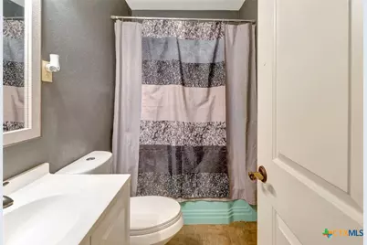 2402 E Brazos Street, Victoria, TX 77901 - Photo 21