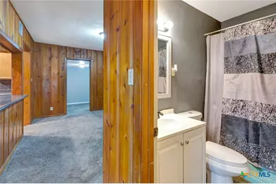 2402 E Brazos Street, Victoria, TX 77901 - Photo 23
