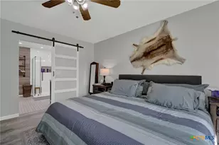 96 W Hampton Dr, Seguin, TX 78155 - Photo 15