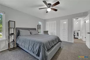 96 W Hampton Dr, Seguin, TX 78155 - Photo 25