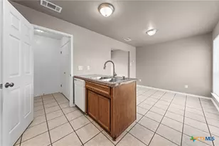 5216 W Ridge Blvd, Temple, TX 76502 - Photo 13