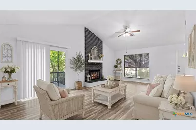 209 Crystal Canyon, Universal City, TX 78148 - Photo 3