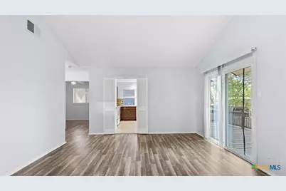 209 Crystal Canyon, Universal City, TX 78148 - Photo 7
