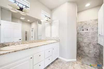 129 Bandit Bay View, New Braunfels, TX 78130 - Photo 17