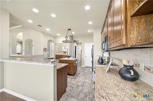 129 Bandit Bay View, New Braunfels, TX 78130 - Photo 9