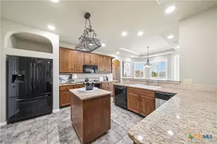 129 Bandit Bay View, New Braunfels, TX 78130 - Photo 11