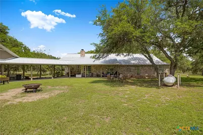 3182 Live Oak Road, Cuero, TX 77954 - Photo 5