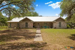 3182 Live Oak Rd, Cuero, TX 77954 - Photo 1