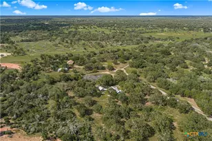3182 Live Oak Rd, Cuero, TX 77954 - Photo 7