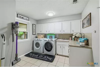 2004 Creekview Drive, Round Rock, TX 78681 - Photo 23