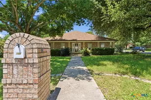 780 Burges St, Seguin, TX 78155 - Photo 1