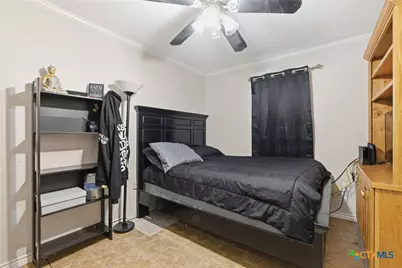 780 Burges Street, Seguin, TX 78155 - Photo 15