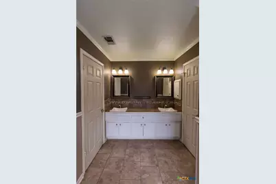 304 Bramble Bush Lane, Victoria, TX 77904 - Photo 35