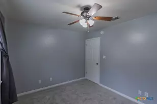 304 Bramble Bush Ln, Victoria, TX 77904 - Photo 25