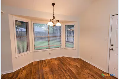 304 Bramble Bush Lane, Victoria, TX 77904 - Photo 17