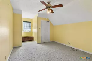4612 County Rd 117, Floresville, TX 78114 - Photo 19