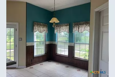 4612 County Road 117, Floresville, TX 78114 - Photo 21