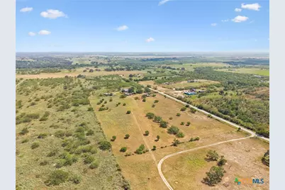 4612 County Road 117, Floresville, TX 78114 - Photo 43