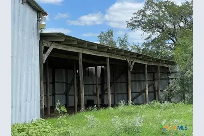 4612 County Road 117, Floresville, TX 78114 - Photo 7