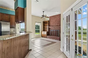 4612 County Rd 117, Floresville, TX 78114 - Photo 7