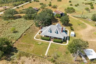 4612 County Rd 117, Floresville, TX 78114 - Photo 33