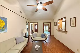 208 Richmond Dr, Victoria, TX 77904 - Photo 5