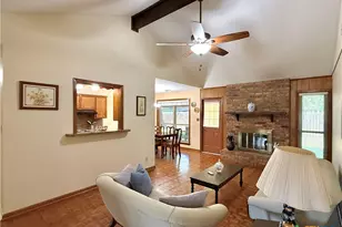 208 Richmond Dr, Victoria, TX 77904 - Photo 9