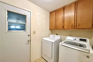 208 Richmond Dr, Victoria, TX 77904 - Photo 29