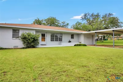 1008 W Avenue D, Belton, TX 76513 - Photo 3