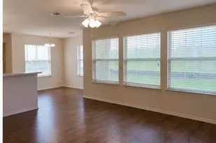 636 Fort Thomas Pl, Round Rock, TX 78664 - Photo 5