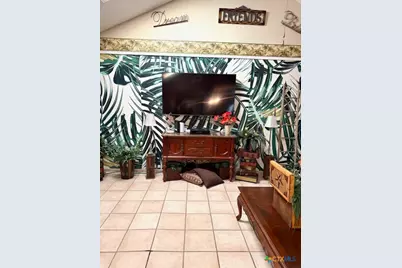 221 Navajo Drive, Victoria, TX 77904 - Photo 5