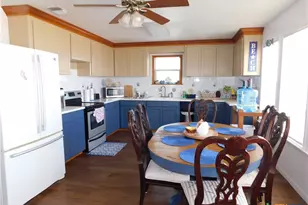 268 S Ocean Dr, Port Lavaca, TX 77979 - Photo 17