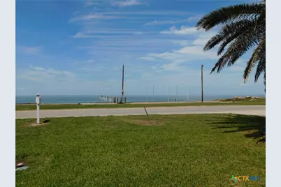 268 S Ocean Drive, Port Lavaca, TX 77979 - Photo 3