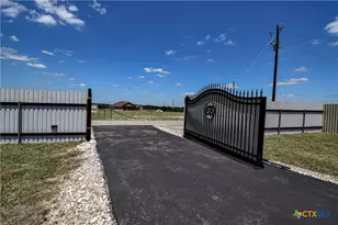 1253 Lutheran Church Rd, Copperas Cove, TX 76522 - Photo 5
