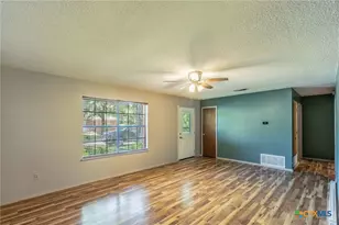 1 Blackjack Cir, Belton, TX 76513 - Photo 3