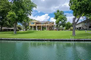 456 Rio Dr, New Braunfels, TX 78130 - Photo 1