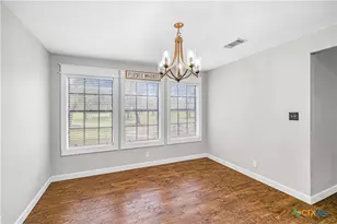 296 Cinco Oaks, Victoria, TX 77905 - Photo 7
