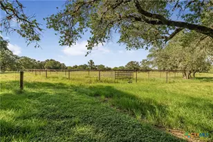 296 Cinco Oaks, Victoria, TX 77905 - Photo 21