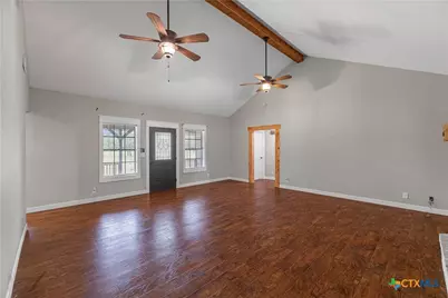 296 Cinco Oaks, Victoria, TX 77905 - Photo 5