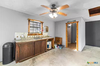 296 Cinco Oaks, Victoria, TX 77905 - Photo 25