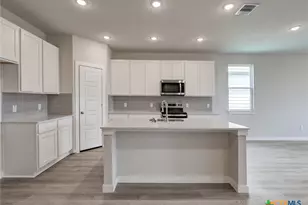 2533 Heritance Pass, Seguin, TX 78155 - Photo 5