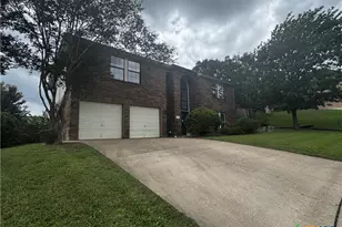 403 Red Oak Cir, Copperas Cove, TX 76522 - Photo 3