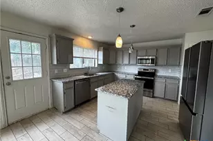 403 Red Oak Cir, Copperas Cove, TX 76522 - Photo 17