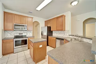 121 Park Ln, San Marcos, TX 78666 - Photo 15