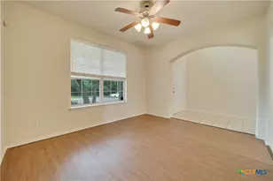 121 Park Ln, San Marcos, TX 78666 - Photo 5