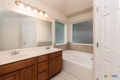 5812 Ellington Court, Temple, TX 76502 - Photo 17